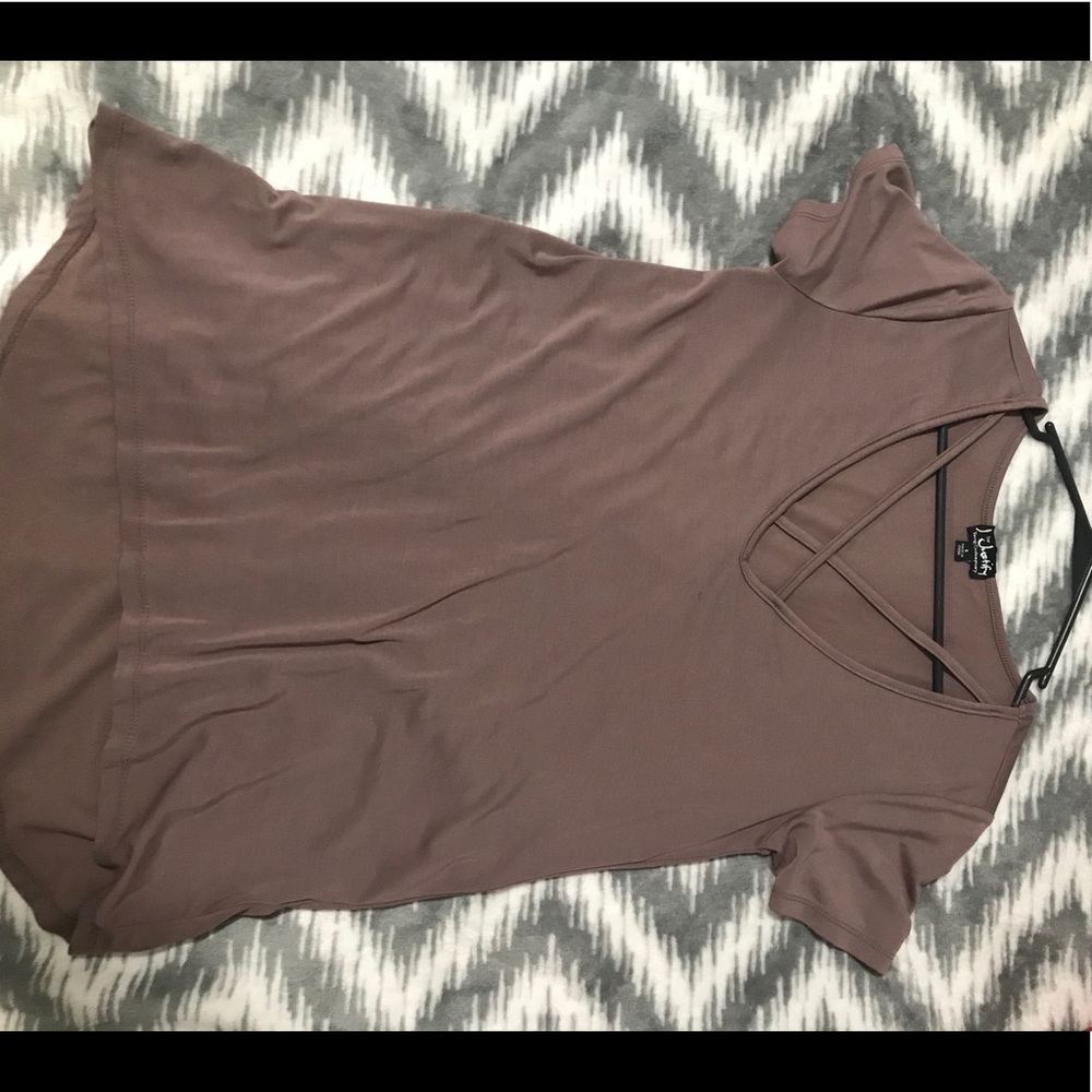 Criss cross top